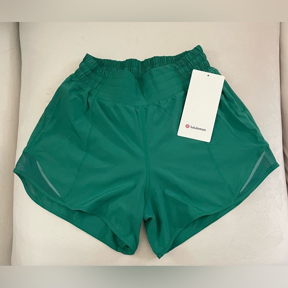 Lululemon NWT Hotty Hot High Rise 4” Lined Cascadia Green Size 4 - Picture 8 of 11